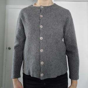 Wool Buttoned Sweater